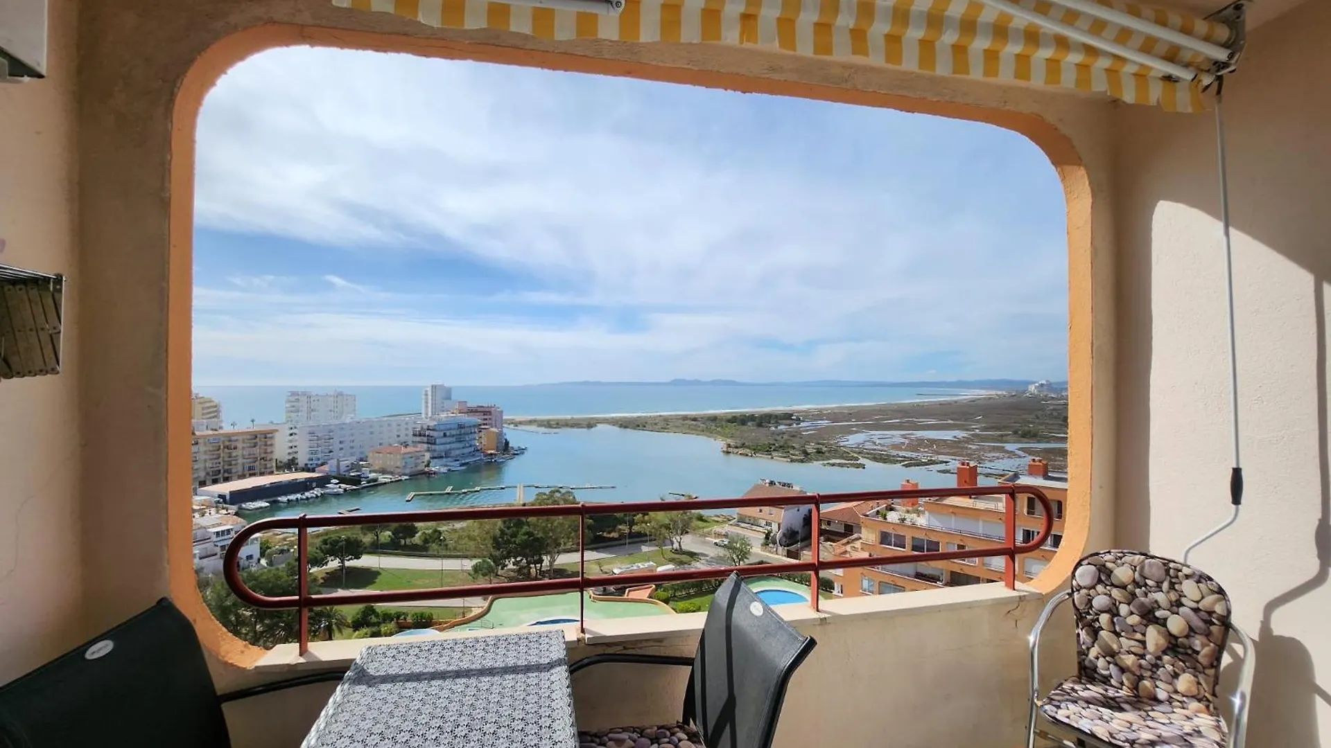 Studios Superior Isla De Rosas -Tramuntana42 Apartament